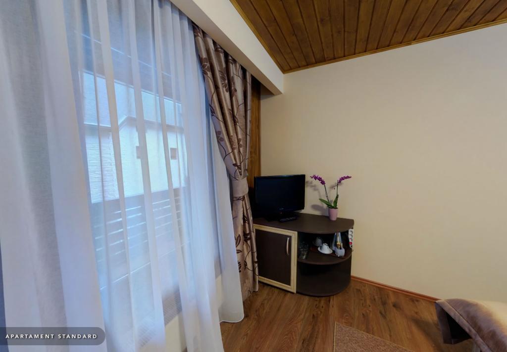 Hotel Hillden Lodge&Restaurant Drumu Carului Luaran gambar
